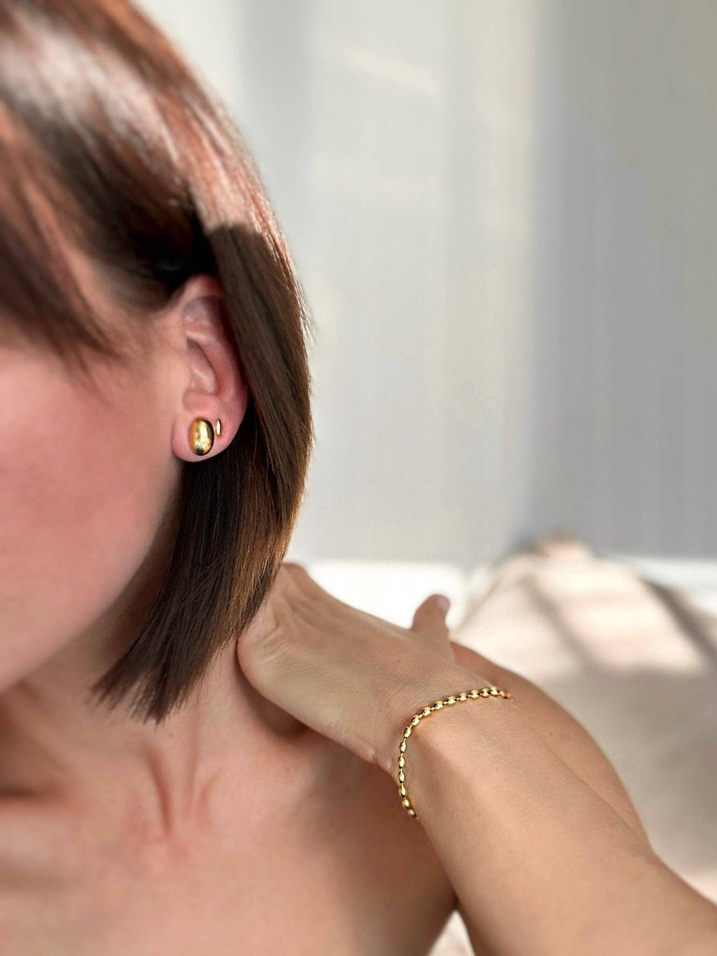 Bowie & Co / Origins Tiny Pebble Studs: Silver