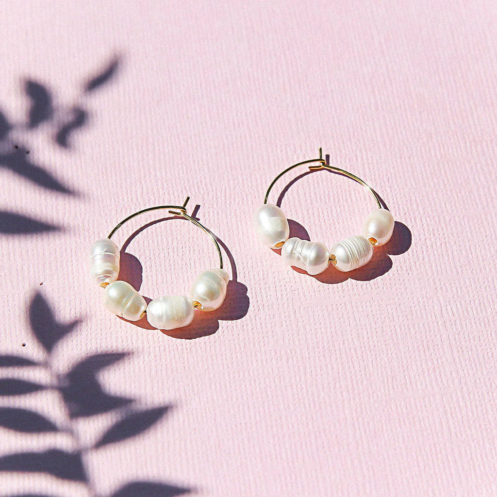 Kingston Jewellery / Mini Gold Pearl Hoops