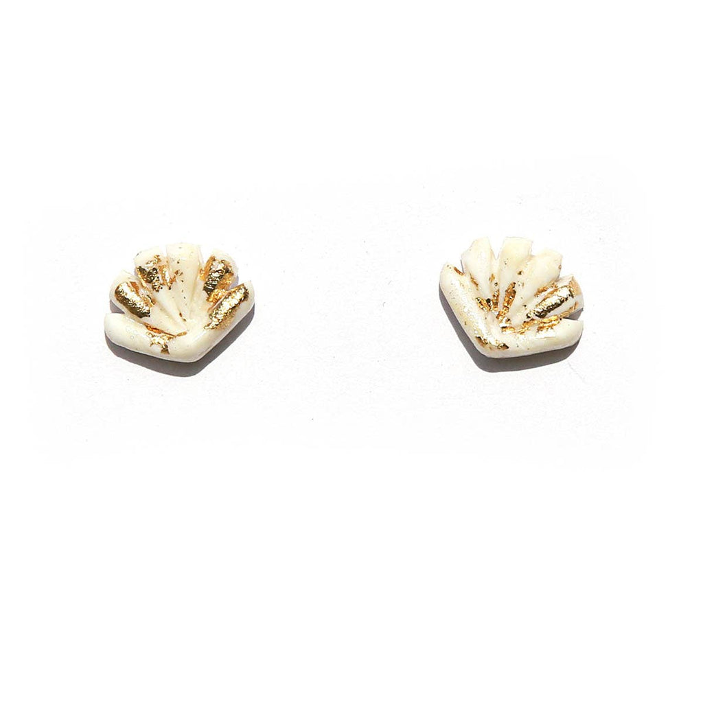 Kingston Jewellery / White Shell Studs