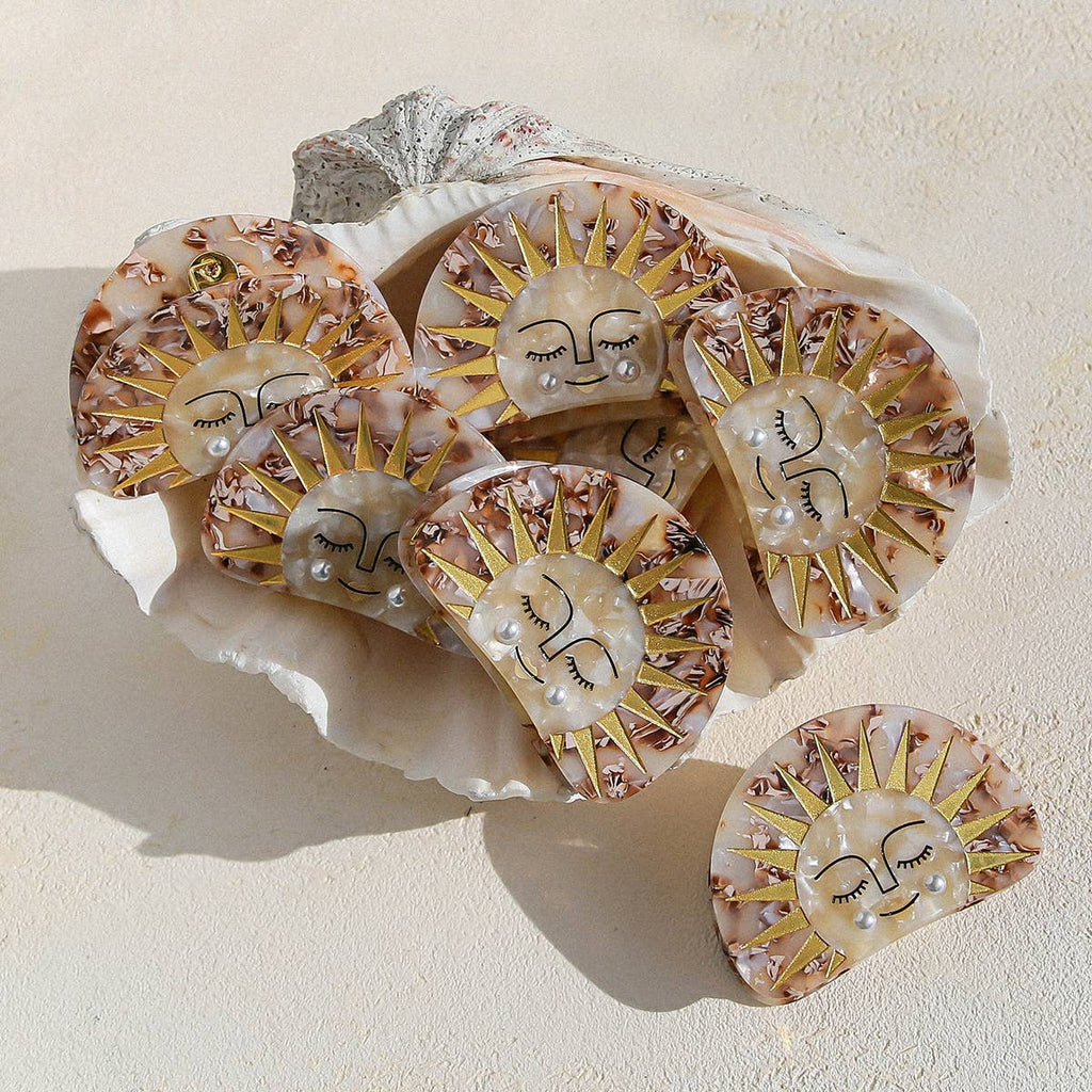 Kingston Jewellery / Golden Sun Claw