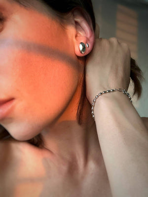 Bowie & Co / Origins Tiny Pebble Studs: Silver
