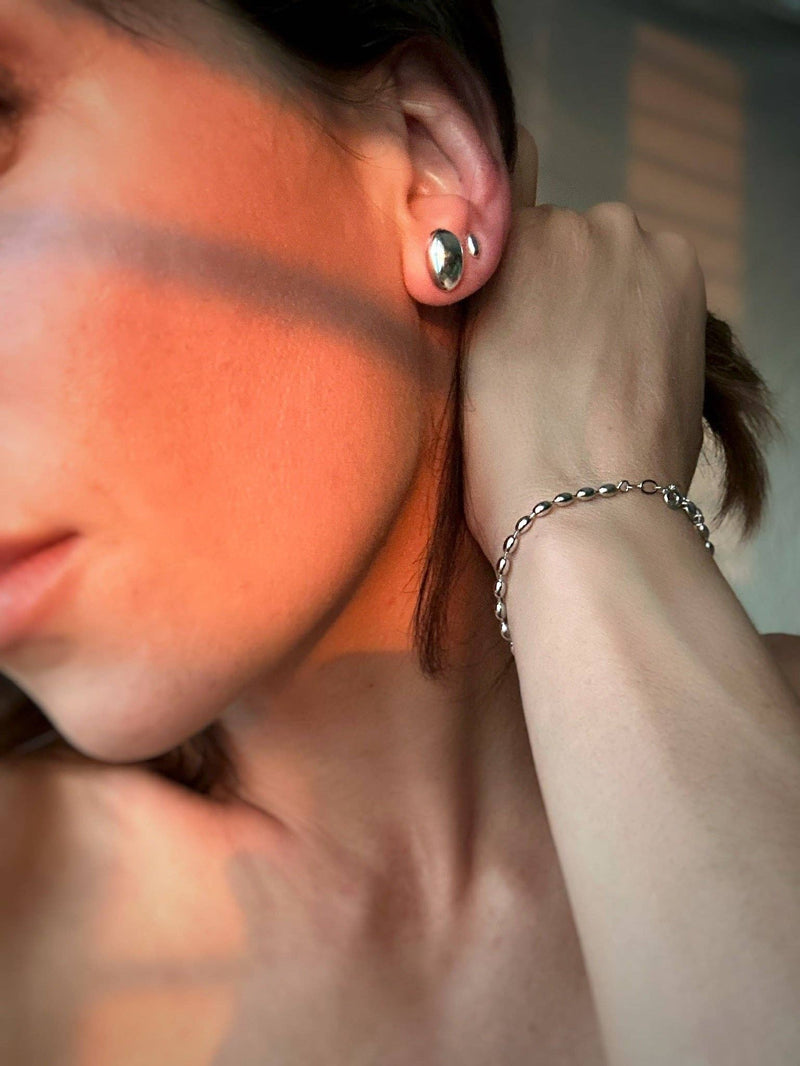 Bowie & Co / Origins Tiny Pebble Studs: Silver