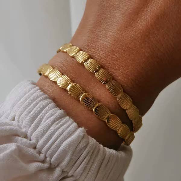 Sea Soul / Seashell Cuff 