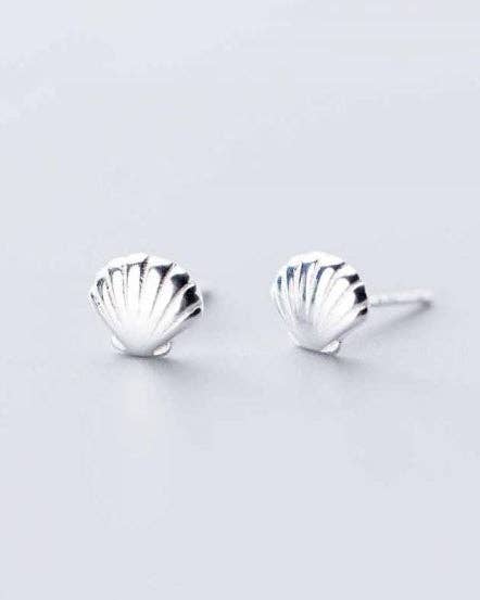 Bowie & Co / Shell Stud Earrings: Sterling Silver