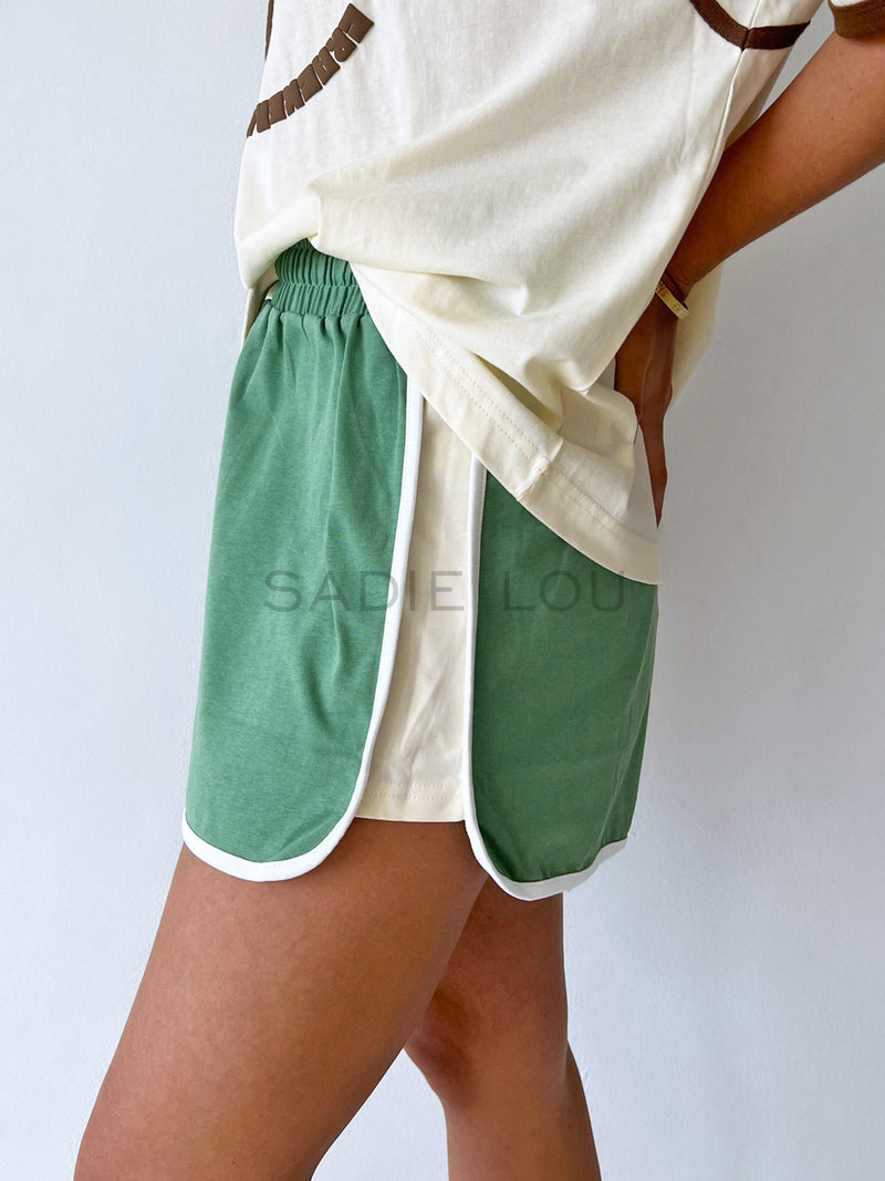 Cracker Day Club / Retro Shorts - Green