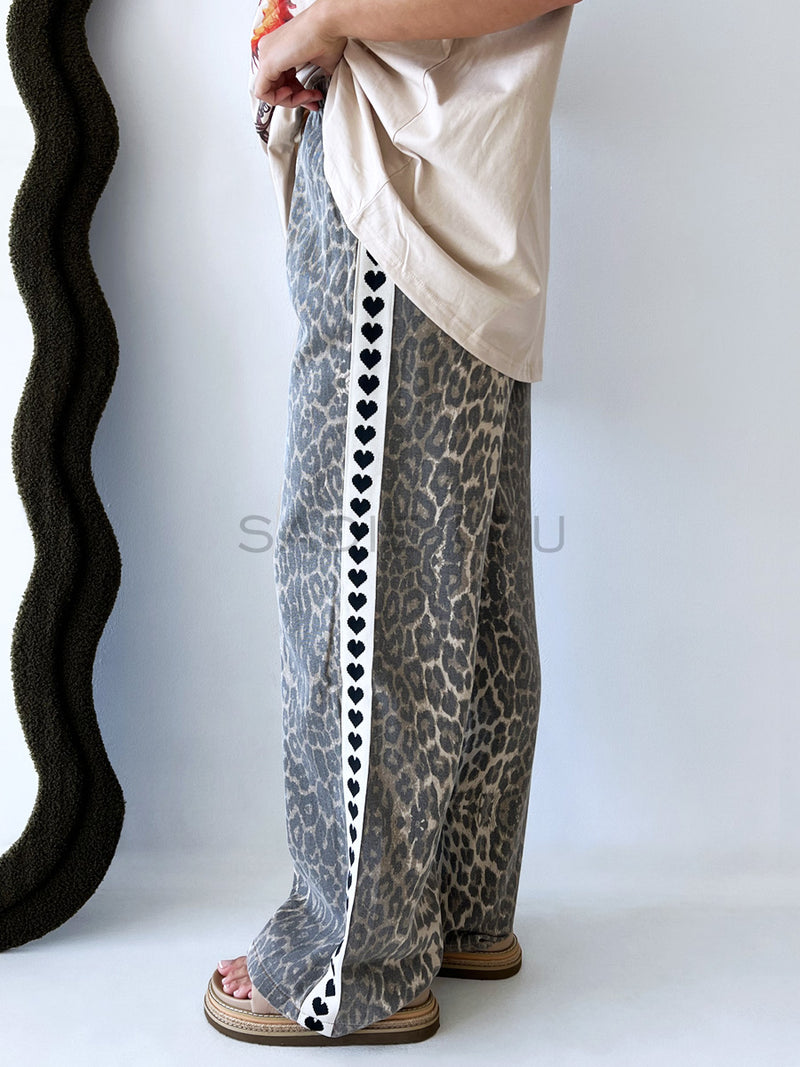By Frankie / Leopard Racer Black Heart Pant