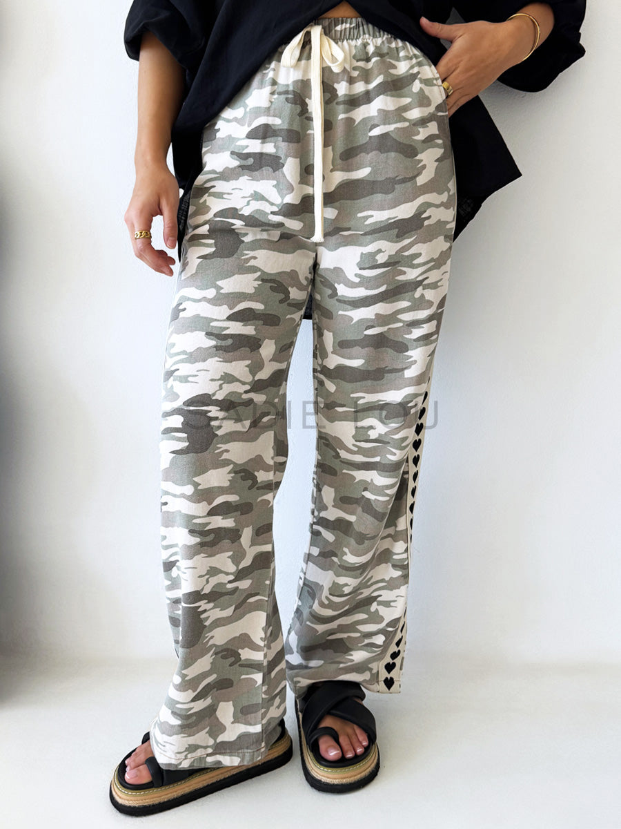By Frankie / Light Camo Racer Heart Pant - Black Hearts