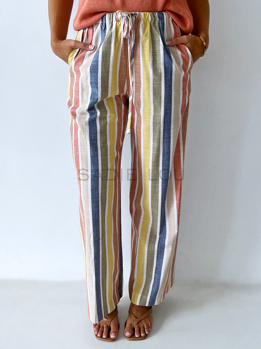 Little Lies / Sofie Pant