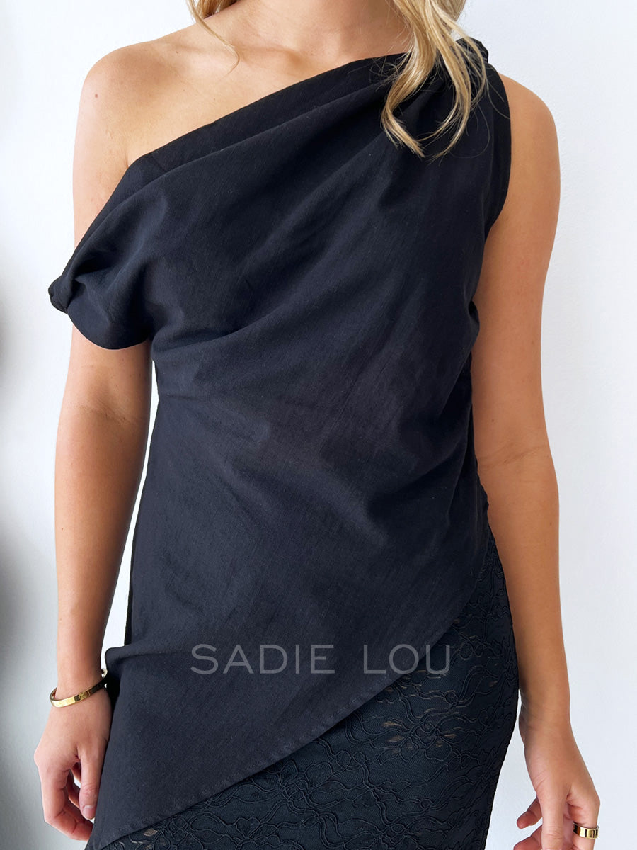 By Frankie / Rosie A-Line Top - Black