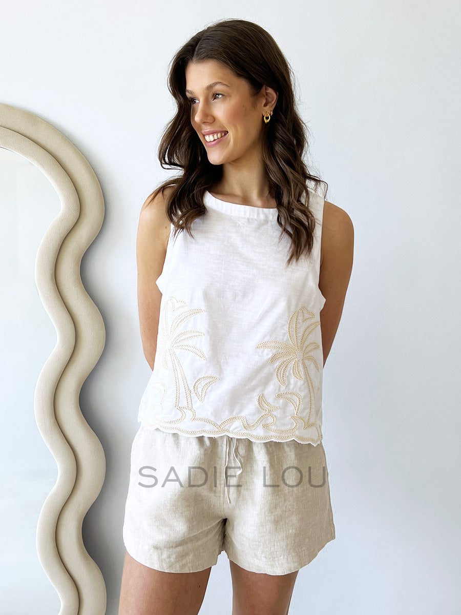 little Lies / Sumer Shorts Oat