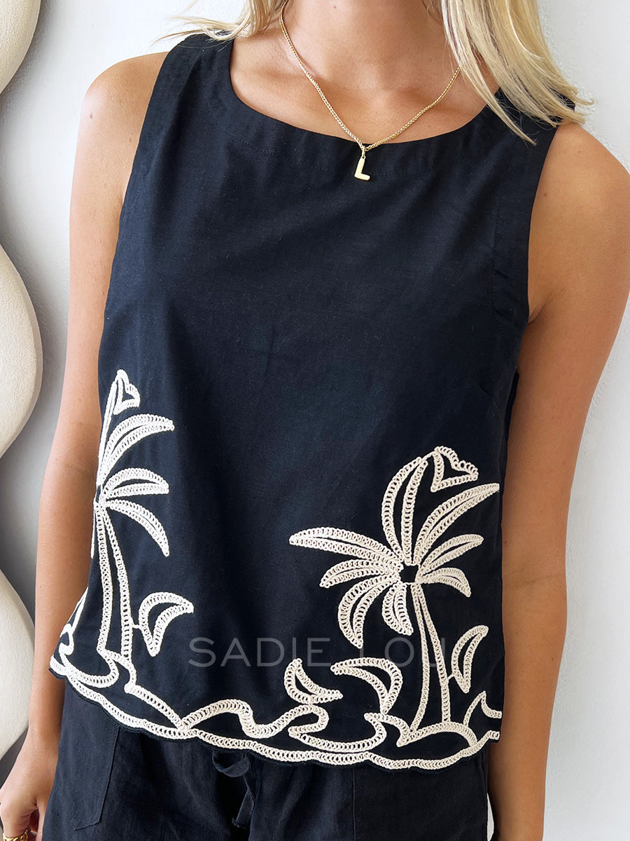 Little Lies / Embroidered Top - Black
