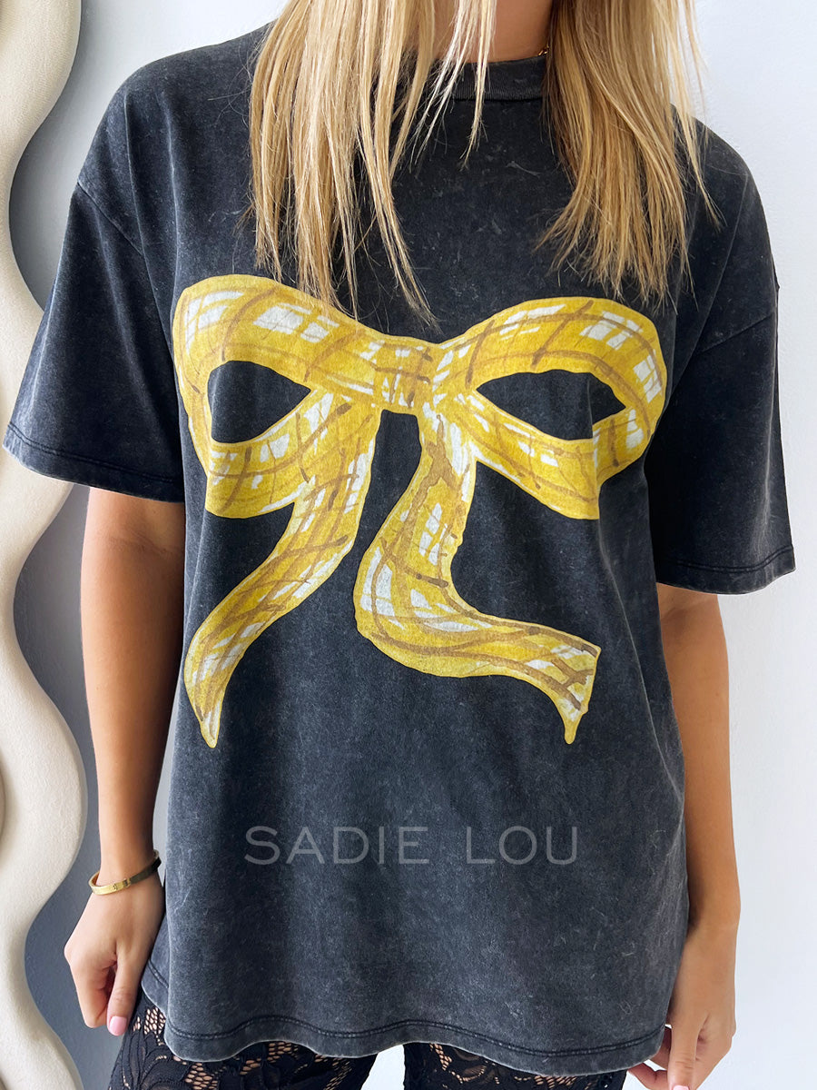 Maku / Big Bow Acid Wash Tee