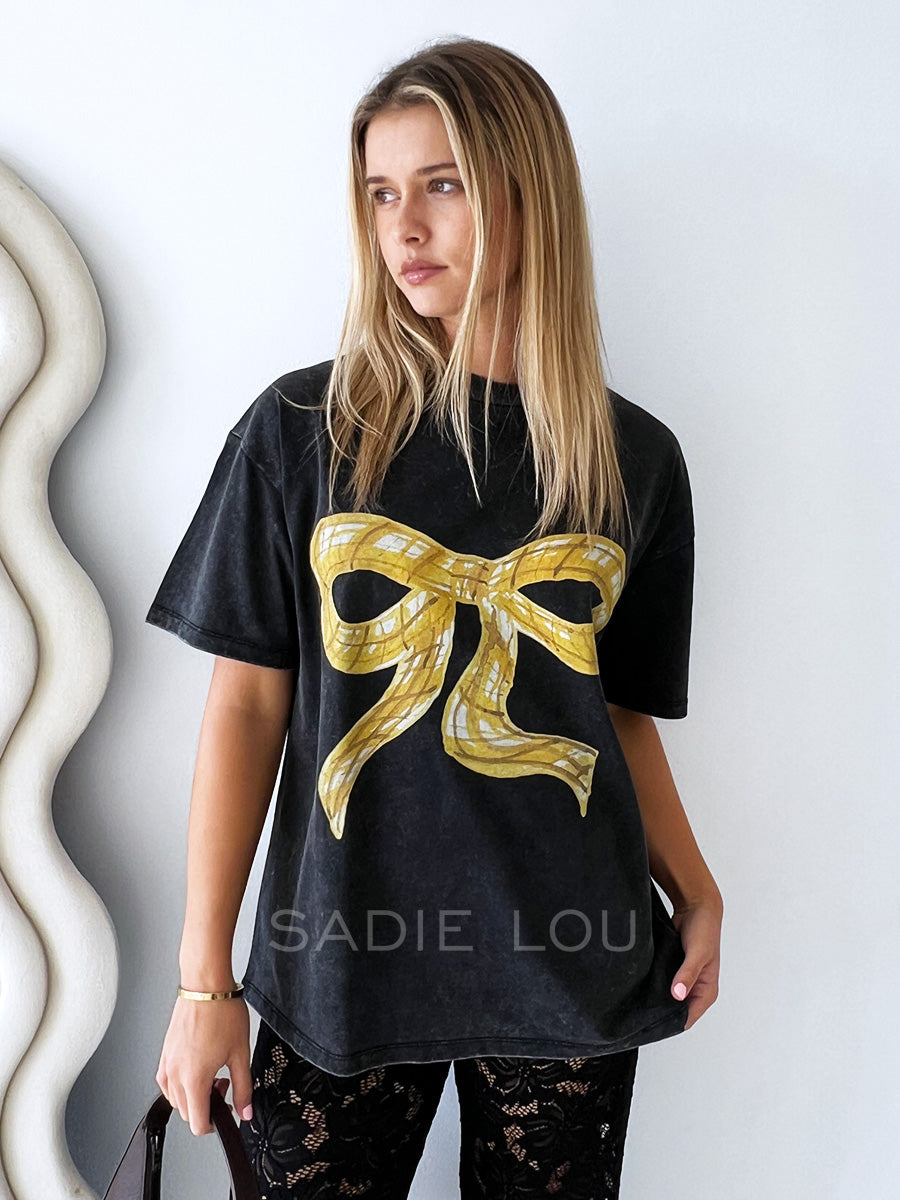 Maku / Big Bow Acid Wash Tee