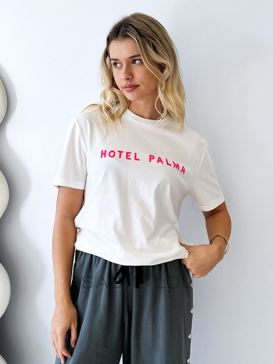 Little Palma / Hotel Palma Tee - Pink