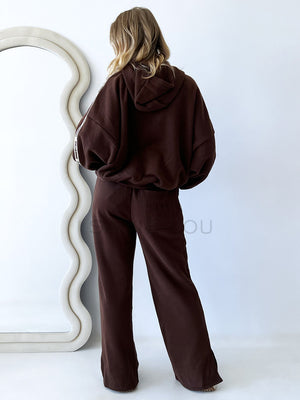 Cracker Day Club / Cloud Racer Sweatpants - Chocolates