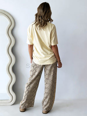 AmyGibbs / Papaya tee