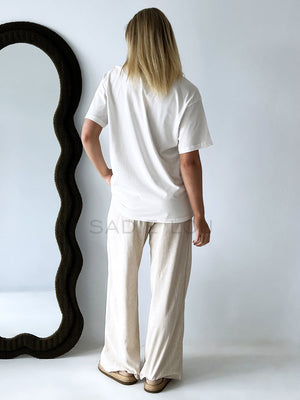 Indigo & Wolfe / Shelby Tee - White