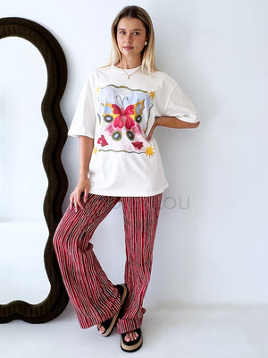 Maku / Love Bug Tee