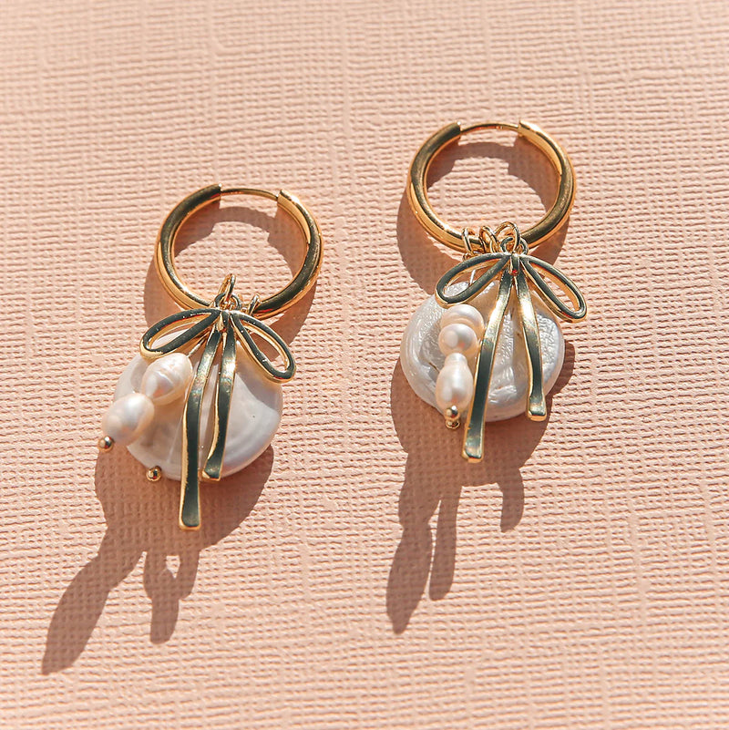 Kingston Jewellery / Bow Huggies