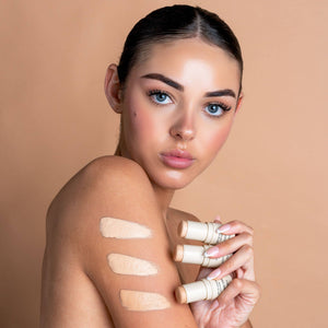 SPF 50 Natural Concealer: Light