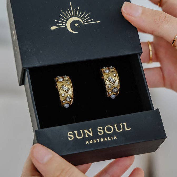 Sun Soul / Margot Earrings: Gold