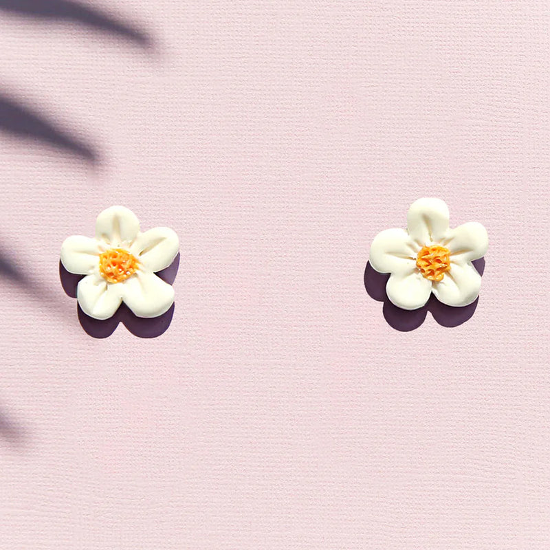 Kingston Jewellery / Daisy Studs