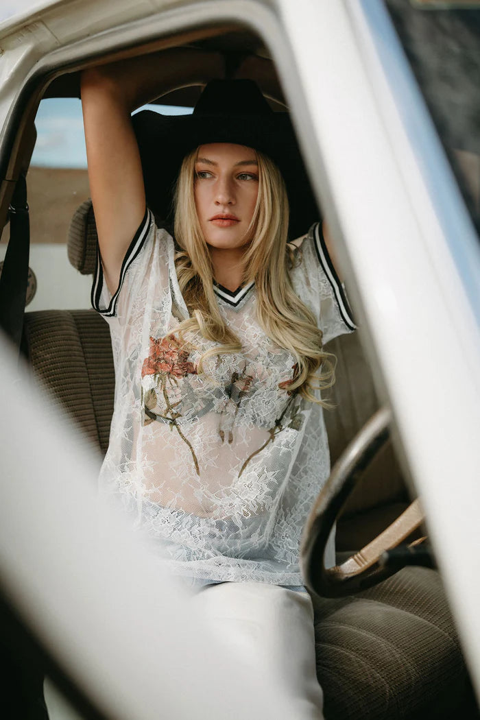Far Mer / Lace Raglan Tee Blood& Bones